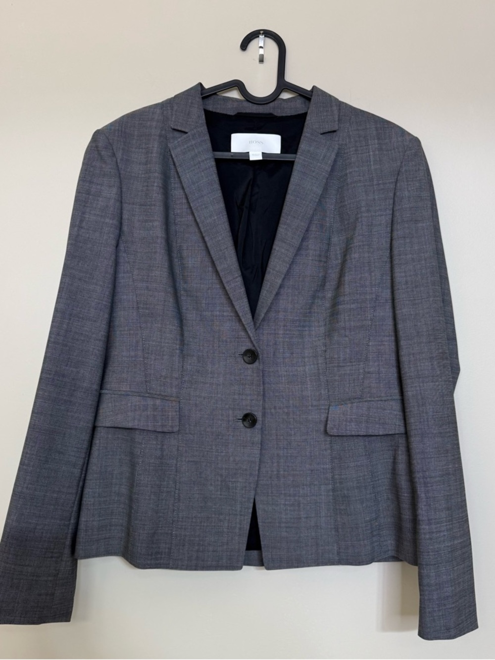 HUGO BOSS SLIM-FIT BLAZER IN 99% VIRGIN WOOL size 8 - Picture 6 of 17